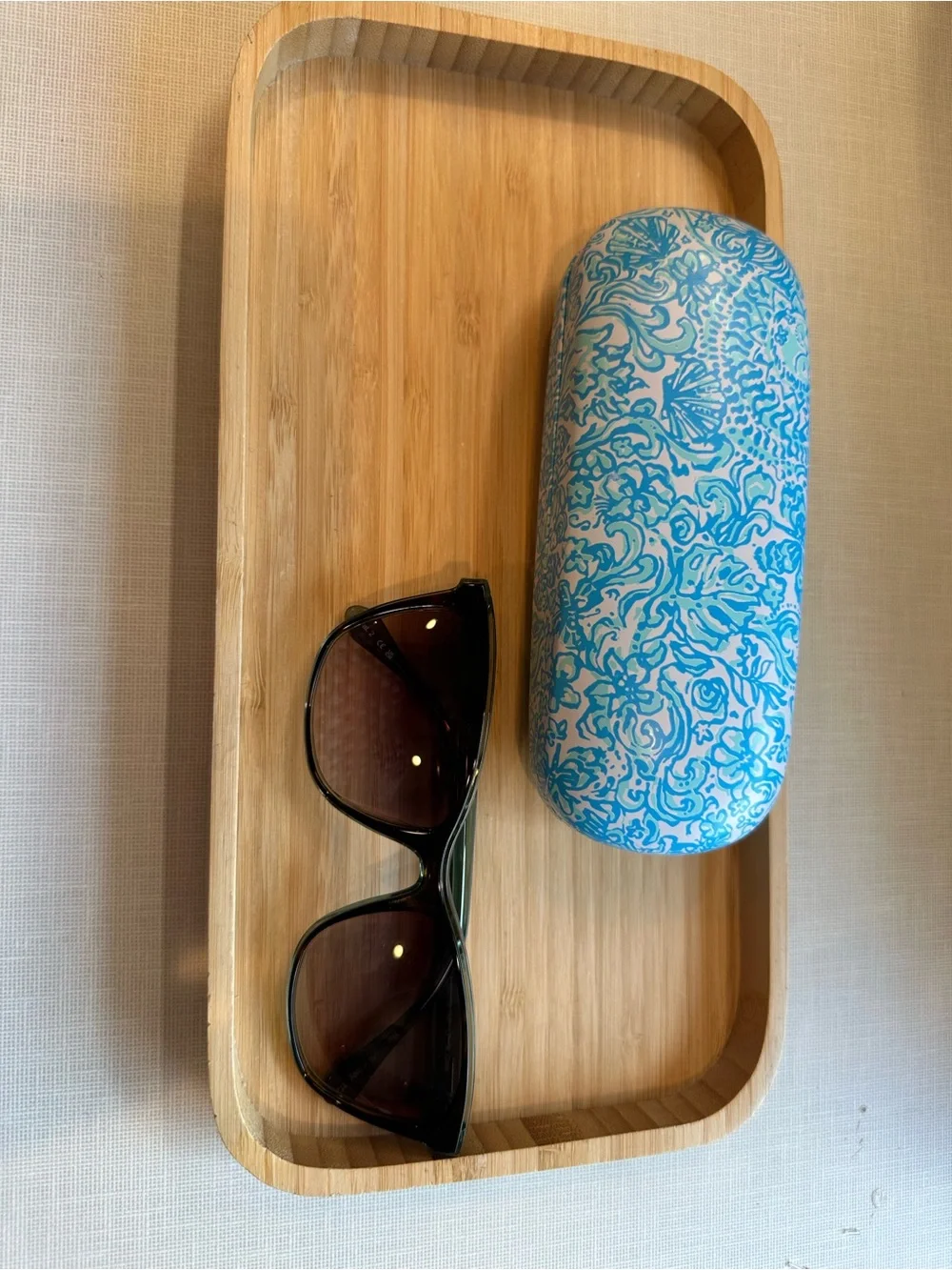 Lilly Pulitzer Sunglasses 😎